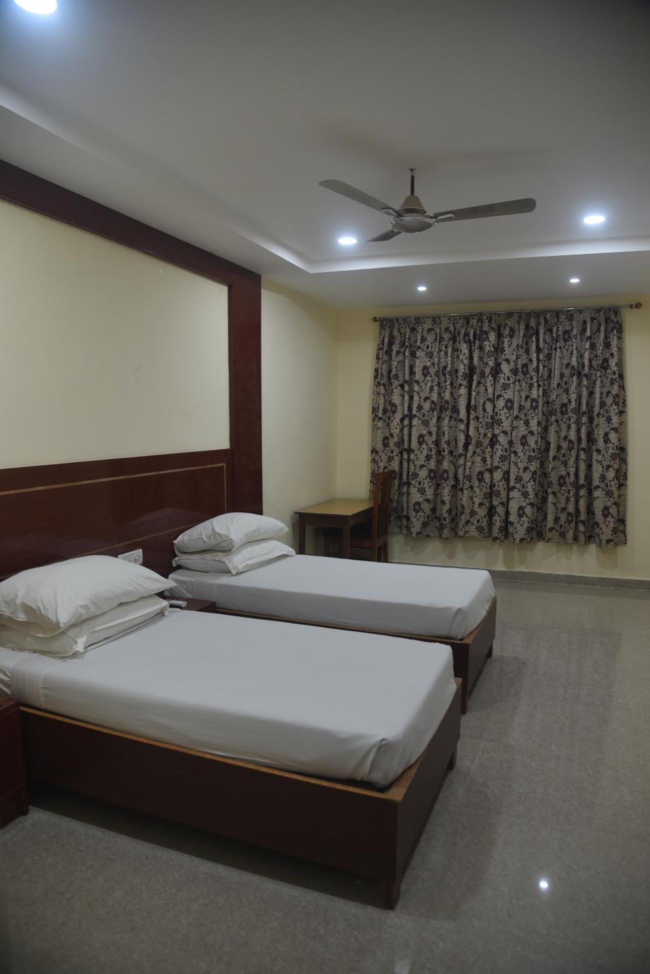 Indo Hokke Hotel Rajgir Exterior photo