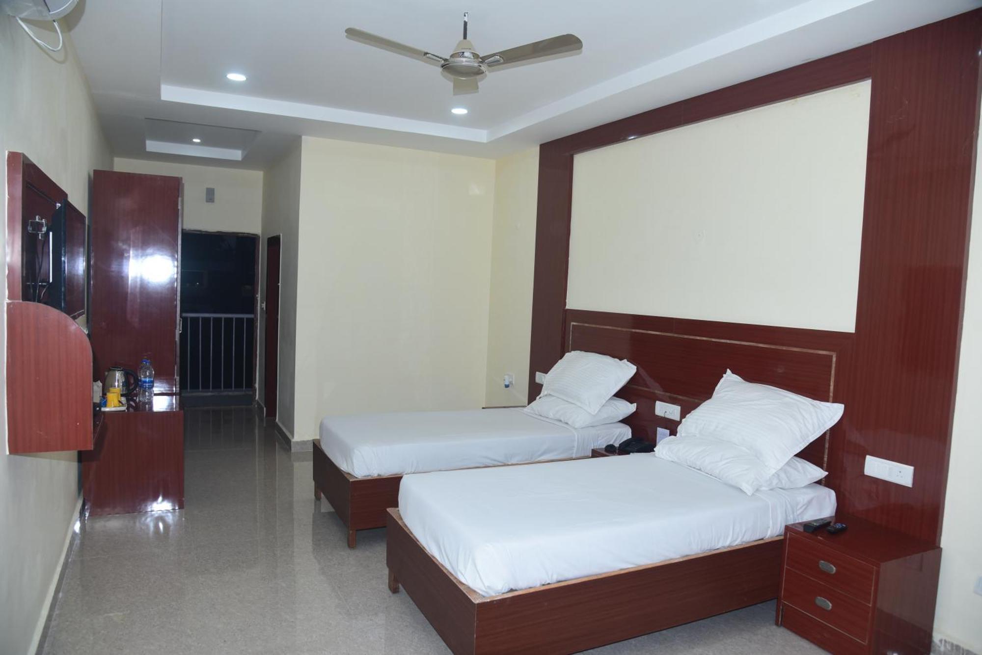 Indo Hokke Hotel Rajgir Exterior photo
