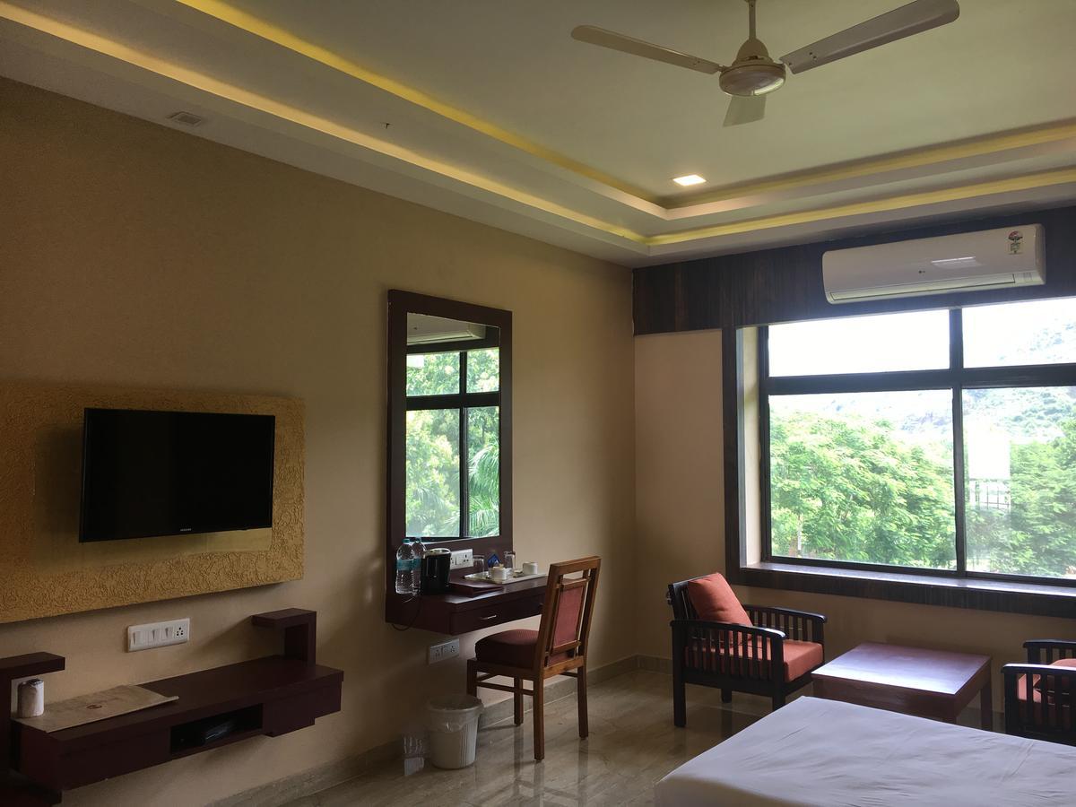 Indo Hokke Hotel Rajgir Exterior photo